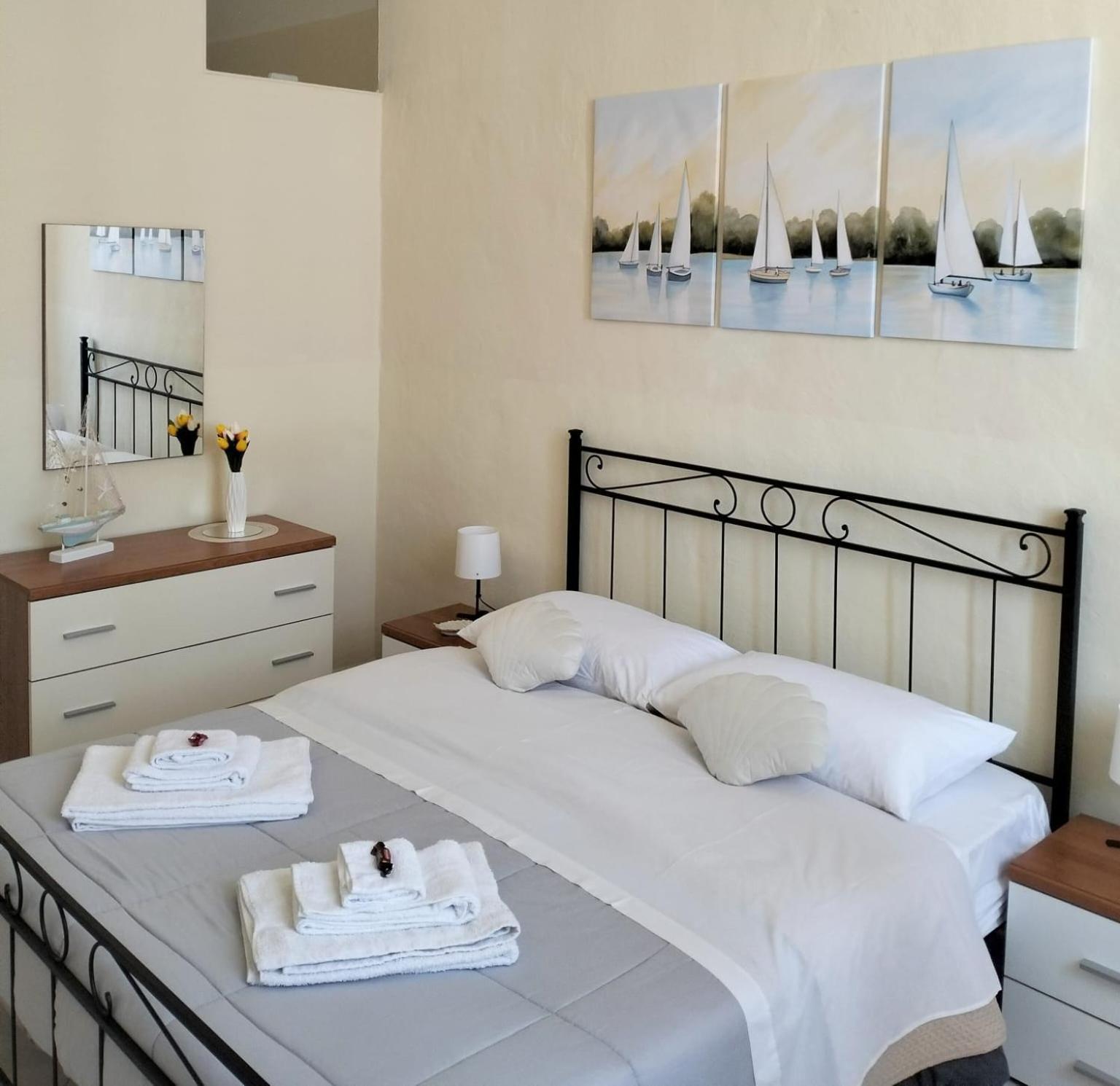 I Velieri Di Trapani Apartment Buitenkant foto